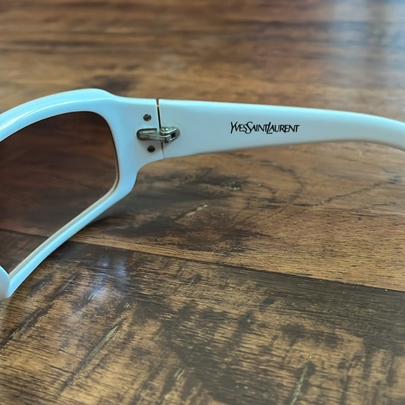 rare YSL sunglasses with gold logo faux diamond rim - Picture 9 of 11